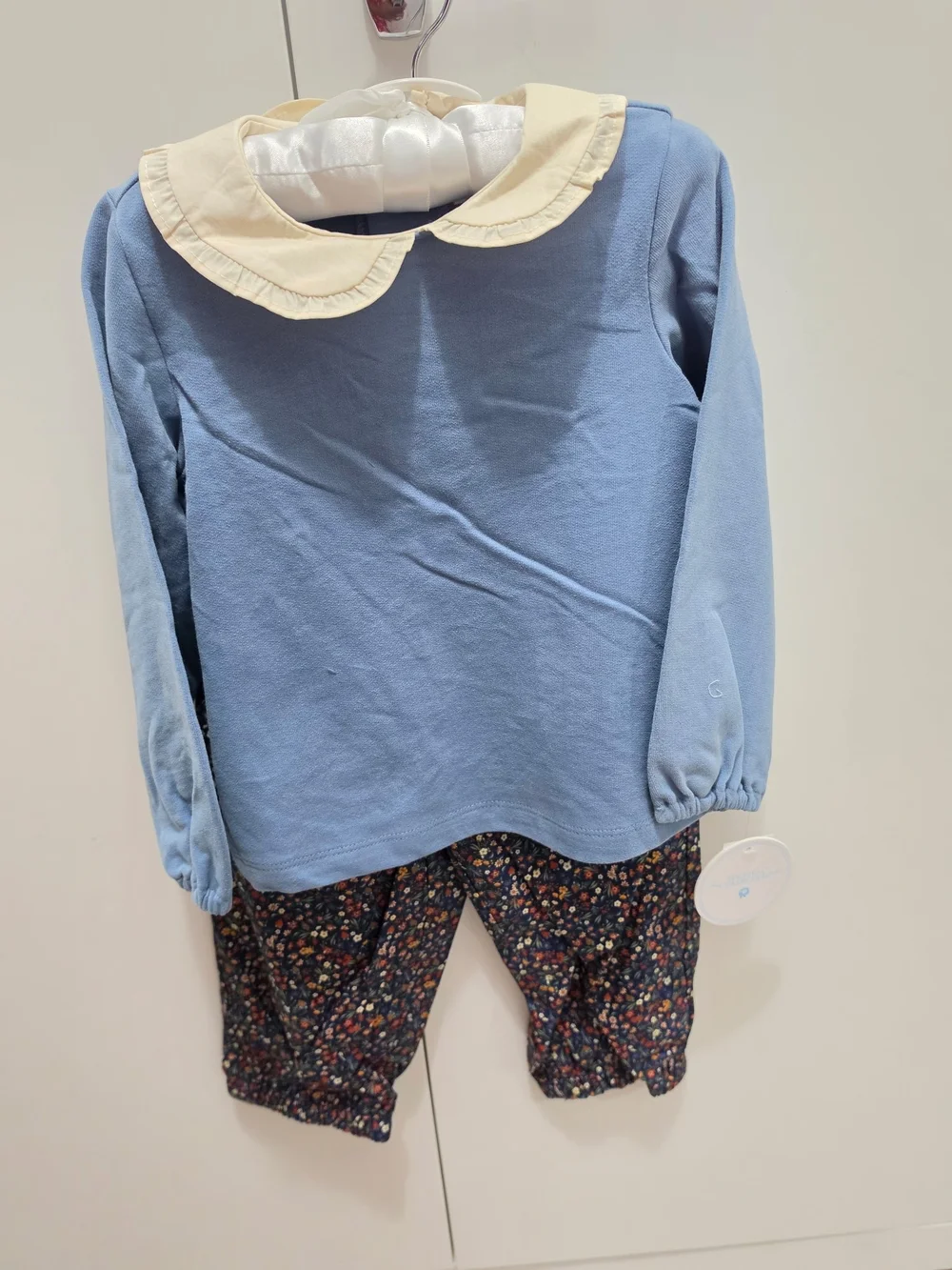 Edgehill Collection Blue Top with Cream Peter Pan Collar and Navy Floral Pants